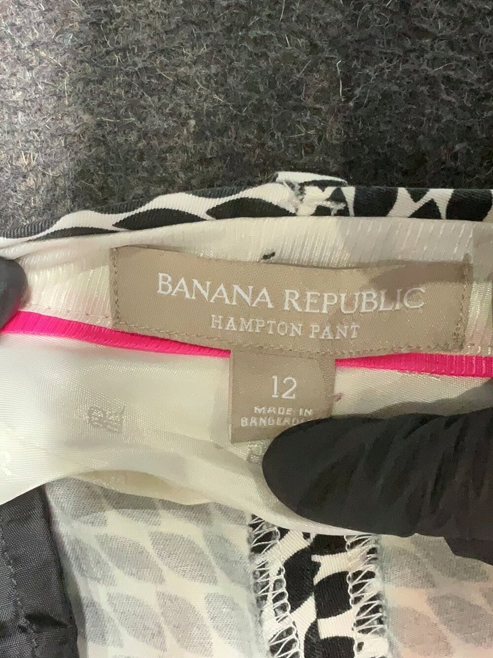 Banana Republic Hampton Pant Black White Print Cropped Straight Leg Size 12 - Picture 4 of 5